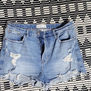 Abercrombie & Fitch curve love high rise shorts